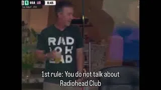 Thumbnail: Edward Norton with Radiohead tshirt in Türkiye-USA world cup game