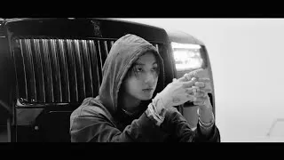 Thumbnail: 정국 (Jung Kook) 'Never Let Go' MV