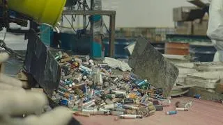 Thumbnail: Le trajet des piles et batteries