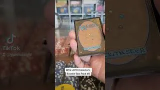Thumbnail: MTG LOTR Collector's Booster Box Pack #8