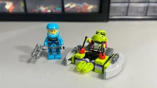 Thumbnail: Lego Alien Conquest 7049 Alien Striker (2011) Set Review 