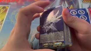 Thumbnail: Cardfight Vanguard 15th Anniversary - Blaster Blade Start Deck Opening
