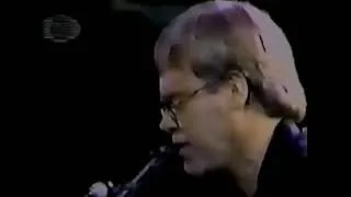 Thumbnail: Elton John - Live In Mexico City - November 14th 1992