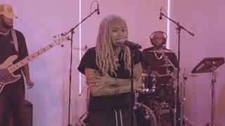 Thumbnail: Kodie Shane: Rehearsals Live Concert
