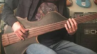 Thumbnail: Fretless Stradi Bass Grooves with Delay (drums by Jack Irons)