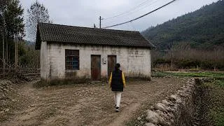 Thumbnail: Still Single at 30, She Amazed the Entire Village by Restoring Her Parents' Old House | Full Process