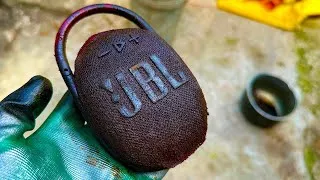 Thumbnail: A poor boy found two JBL speakers and successfully restoration them. He considered them treasures
