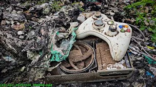 Thumbnail: Discarded Xbox 360 Slim Found at a Trash Dump