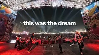 Thumbnail: What Its Like Playing Guitar for 25,000 People