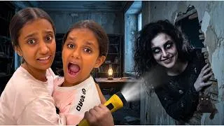 Thumbnail: Ghar Mein Koi Aur Bhi hai… 😨