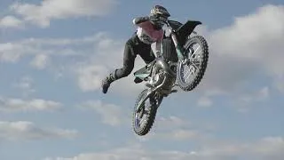 Thumbnail: FEMALE FMX RIDER | RISKY MX