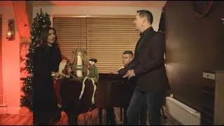 Thumbnail: The Gift - Robert Mizzell & Noreen Rabbette