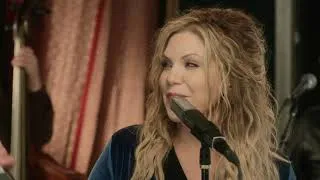 Thumbnail: Robert Plant & Alison Krauss - Searching For My Love (Live from Sound Emporium Studios)