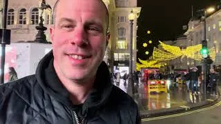 Thumbnail: Christmas Lights & Historic Nights Christmas 2023 in London with Roberts London 🎥