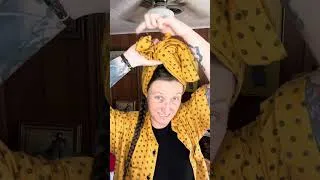 Thumbnail: Turn a dress into a vintage turban / How to use your wardrobe better