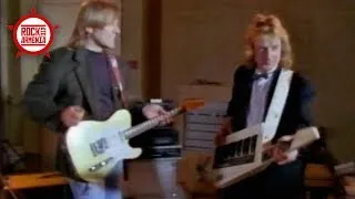 Thumbnail: Alex Lifeson & Geoff Downes recording Smoke On The Water