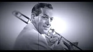 Thumbnail: Glenn Miller ft Ray Eberle & The Modernaires - Serenade In Blue (Victor Records 1942)