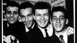 Thumbnail: Dion and the Belmonts - New York Town