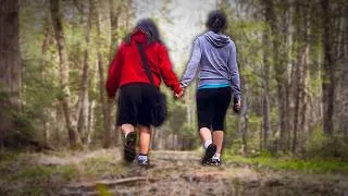 Thumbnail: mini hiking vlog with my girlfriend!