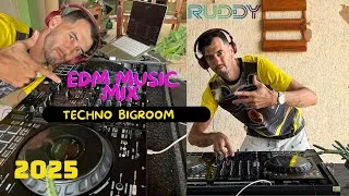 Thumbnail: EDM Music Mix 2025 ⚡🎧MainStage Techno🔥 EDM Remixes of Popular Songs