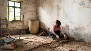 Thumbnail: Left With Nothing｜A Divorced Mom and Son Give a Crumbling Country House a Life‑Changing Makeover