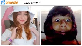 Thumbnail: Everyone on Omegle Wants to Kiss Me... (Girl Voice Trolling)