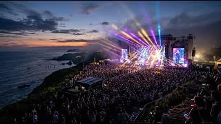 Thumbnail: Robbie Williams Announced as First Headliner for Lytham Festival 2027!