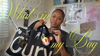 Thumbnail: what's in my bag as a content creator + radio host 👜 curves by sean brown tote