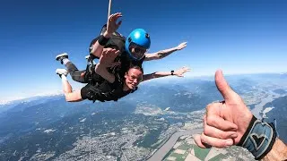 Thumbnail: Skydiving with Skydive Vancouver