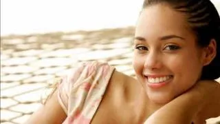 Thumbnail: Alicia Keys-Sure Looks Good To Me