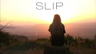 Thumbnail: Slip // Between Forever feat/ Matty Mullins (Bass Boosted)