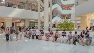 Thumbnail: Walking Through The Hyundai Seoul & IFC Mall 🇰🇷 Seoul Shopping Tour [4K]