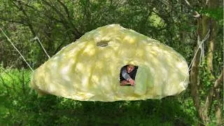 Thumbnail: Hanging house made of foil and cotton wool ! Crazy bushcraft experiment