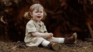 Thumbnail: Photographing Children with Natural Light | Behind the Scenes.