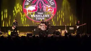Thumbnail: WISHBONE ASH live at Des Plaines Theatre, Des Plaines, IL, November 21, 2025 part 2
