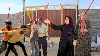 Thumbnail: Mirza Ali meets Hamida and helps his daughter Fatima