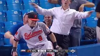 Thumbnail: Nate McLouth catch and beer toss