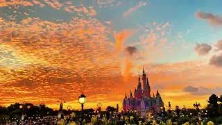 Thumbnail: Disneyland dreamy sunset