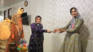 Thumbnail: Real Story: Nomadic Mother Helps a Blind Woman for Free