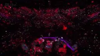 Thumbnail: Coldplay - Charlie Brown & Paradise [Live]