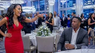 Thumbnail: After 8 Years of Divorce, My Ex Mocked Me at Our Reunion — Unaware I’d Just Signed a $380M Contract