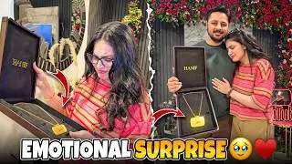 Thumbnail: MOST EMOTIONAL SURPRISE BY HUSBAND 🥹😭 | 21K Gold Youtube Button Gift😱|The Best Vlogger Iqra Kanwal♥️