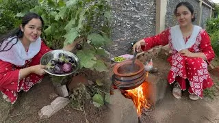 Thumbnail: Mitti ky chulhy p bnai baingan ka bharta | Sitara yaseen vlog 