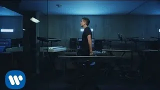 Thumbnail: Charlie _ Puth _ Attention 