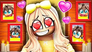 Thumbnail: CRAZY FAN GIRL is OBSESSED WITH SMARTY! (Roblox)
