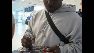 Thumbnail: Timothy Bradley Jr. signs autographs for The SI KING  6-11-26