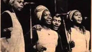 Thumbnail: I-Threes - That's how strong my love is - live 1974