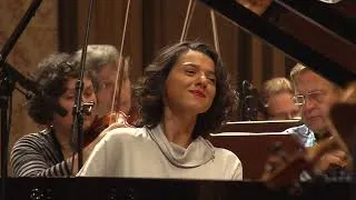 Thumbnail: Khatia Buniatishvili – Rachmaninoff: Piano Concerto No.2 in C Minor, Op. 18: 2. Adagio sostenuto