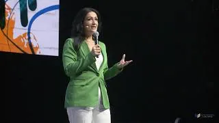 Thumbnail: Zara Janjua Keynote Speaker Showreel | Career Reinvention, Purpose and Resilience