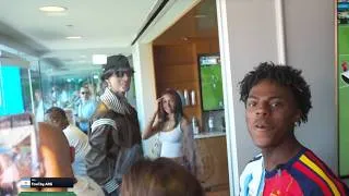 Thumbnail: iShowSpeed Meets Machine Gun Kelly At The FIFA World Cup 🤯
